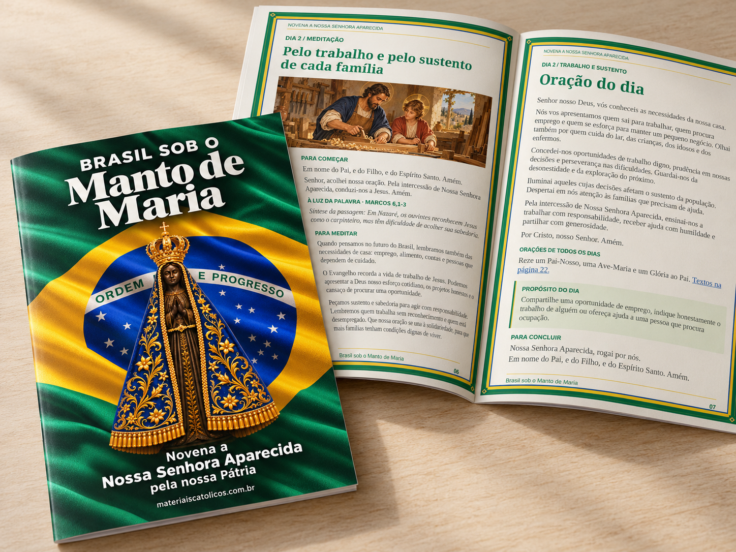Capa da novena Brasil sob o Manto de Maria com páginas sobre trabalho e sustento ao fundo